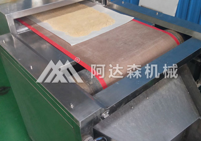 微波干燥機的特點優(yōu)勢：節(jié)能效率高、工藝先進